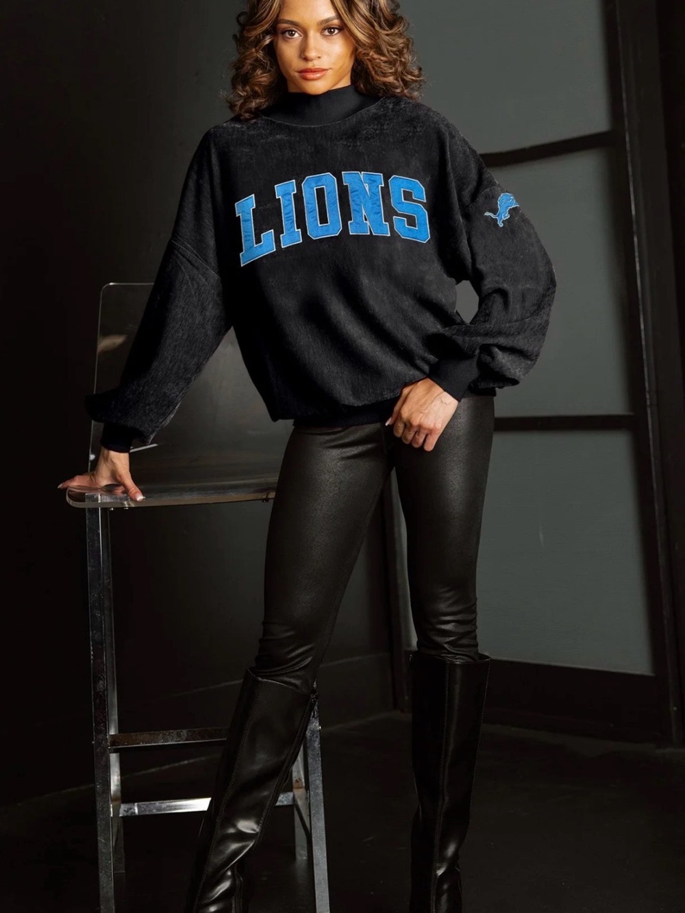 Detroit Lions Make A Move Mock Neck Pullover featuring a soft velvet XXL